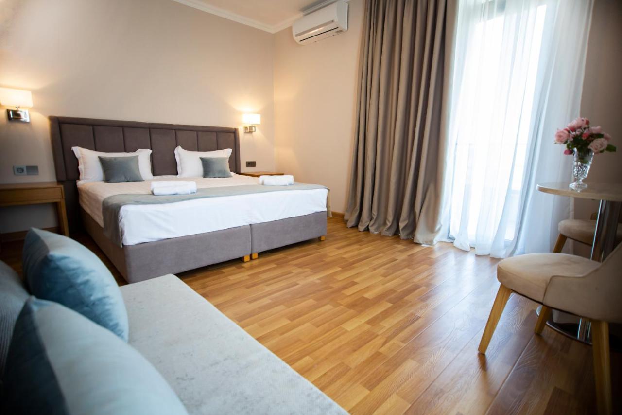 Chveni Ezo Boutique Hotel Kobuleti Exterior photo
